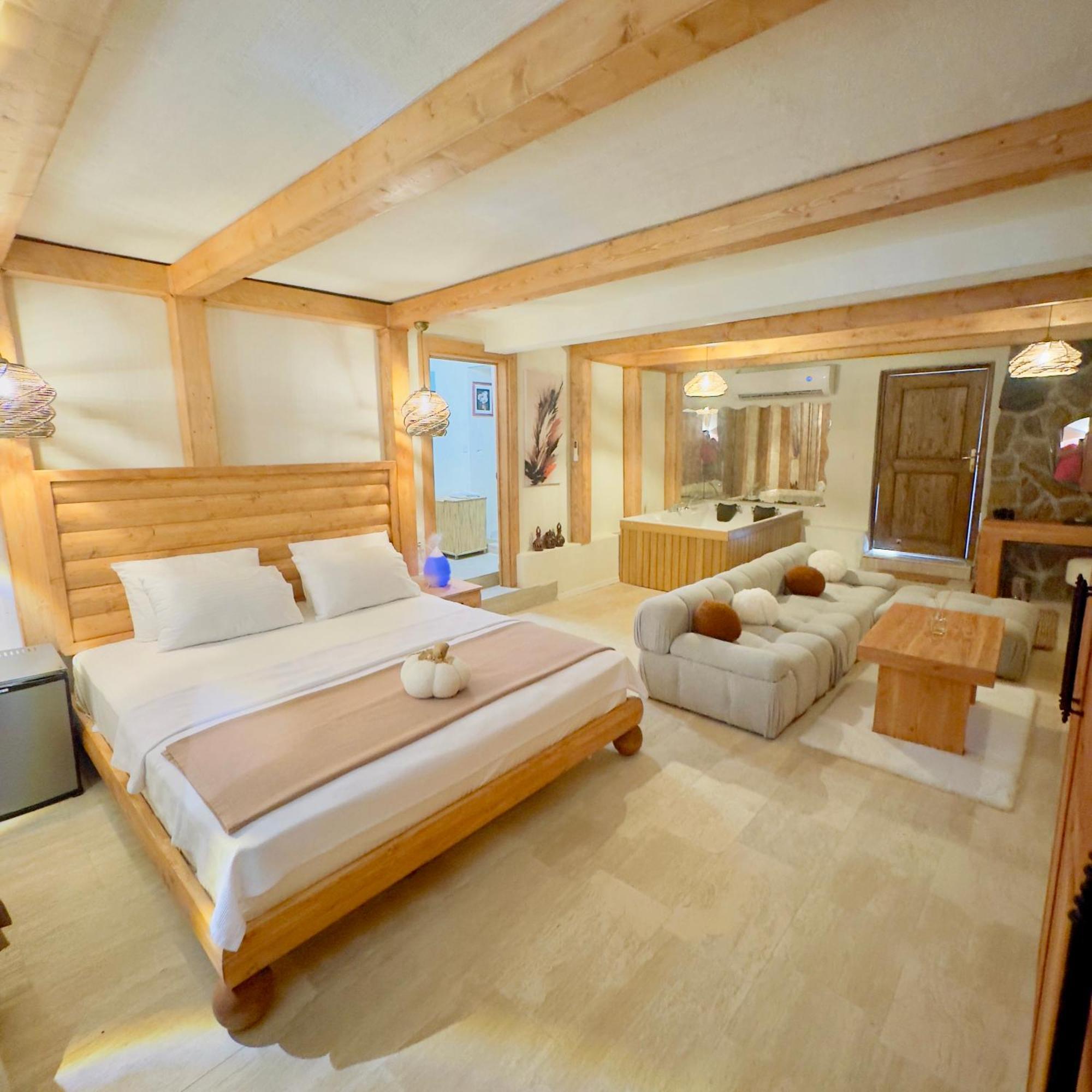 Ride And Stay Çeşme Εξωτερικό φωτογραφία